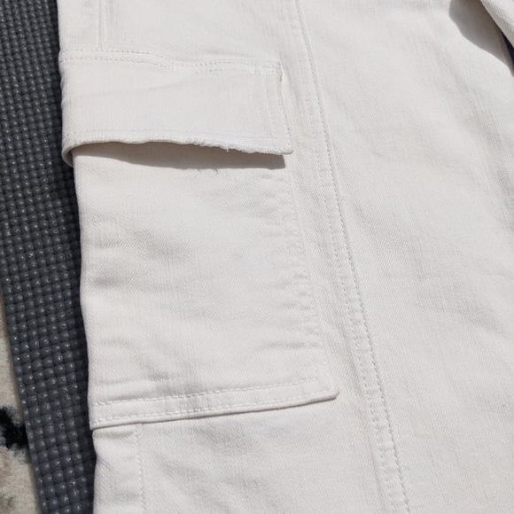 MOTHER The Rambler Cargo Ankle Jeans - Picture 9 of 16